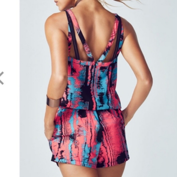 Fabletics Liza romper Heatwave print lightweight fabric, pockets, back zipper S - Picture 11 of 15